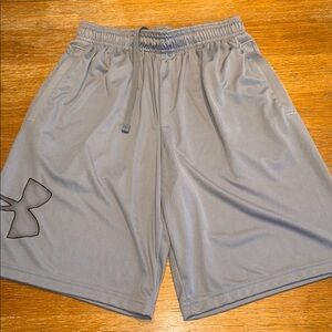 Under Armour Men's Light Gray Athletic Shorts